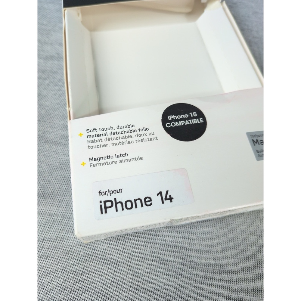 Otterbox Detachable Folio Wallet for MagSafe- for iPhone 14 and 15 - Picture 11 of 15